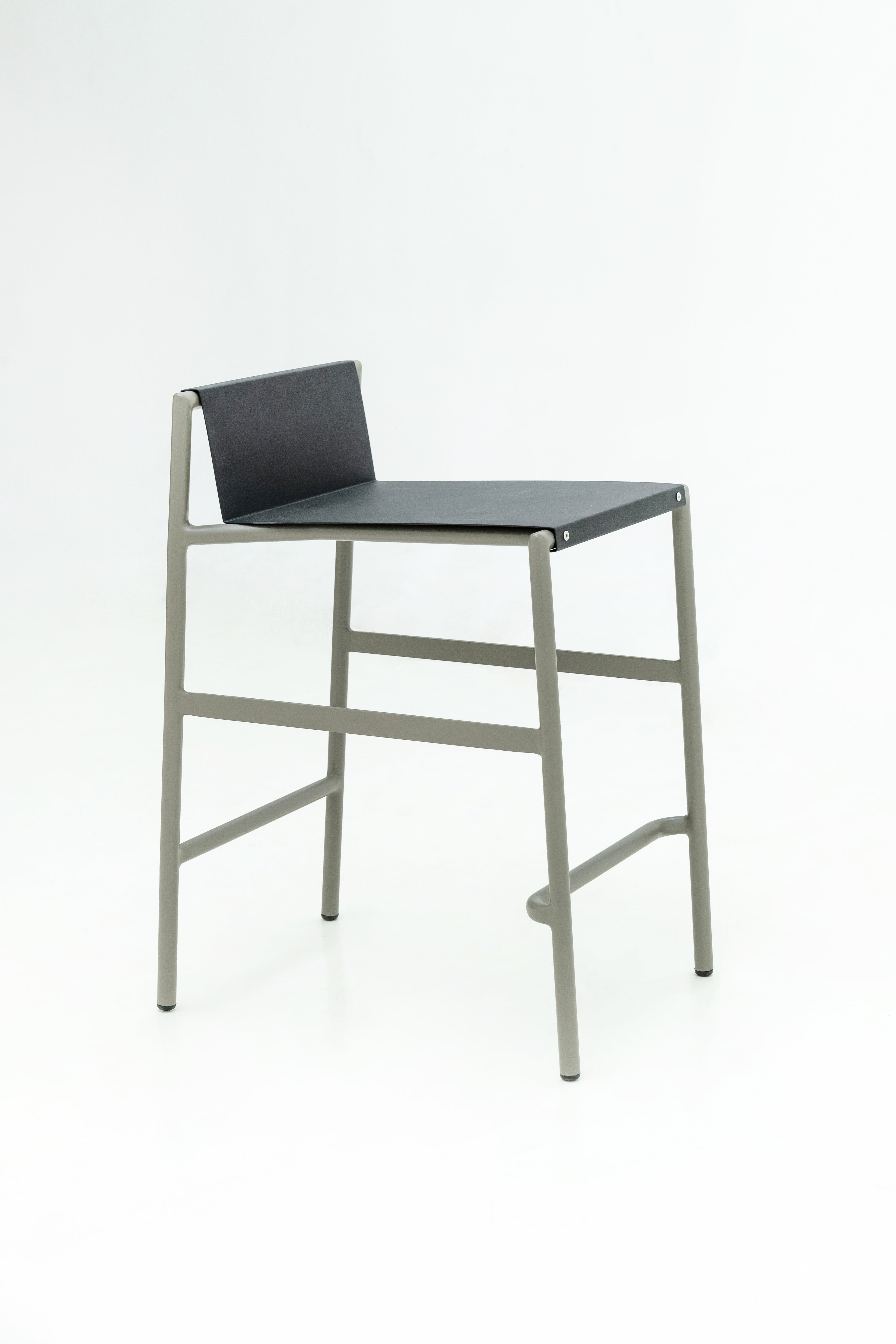 Mono Bar Stool