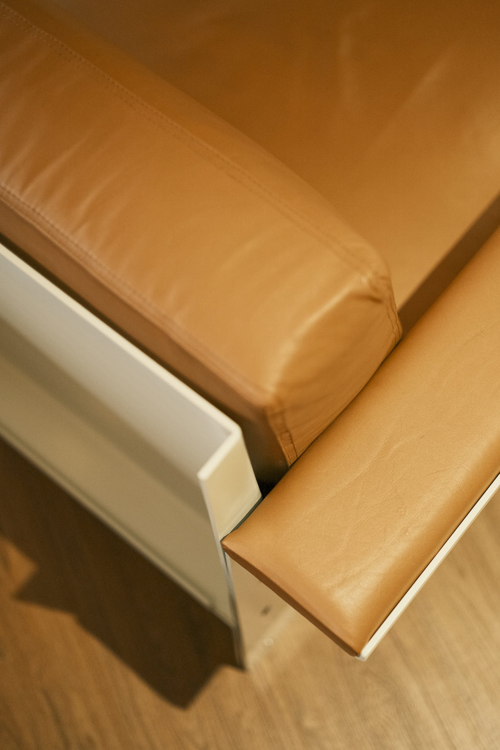 The Single Sofa - White, Leather(Light Brown)
